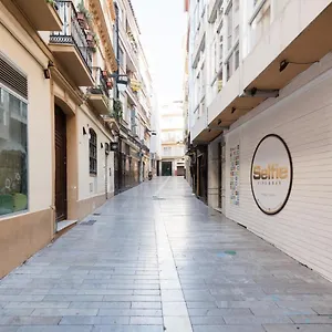 https://juan-de-padilla-boutique-roomalaga-by-bossh-apartments.hotelsinnerja.org